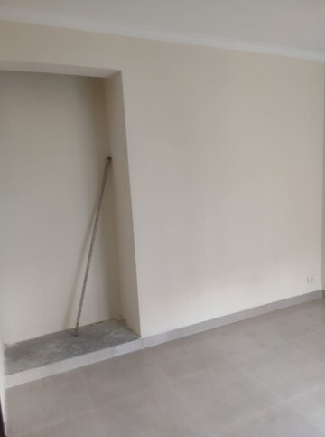 Room in 2 BHK Apartment at Today Ridge Residency, Sector 135 – for Rent