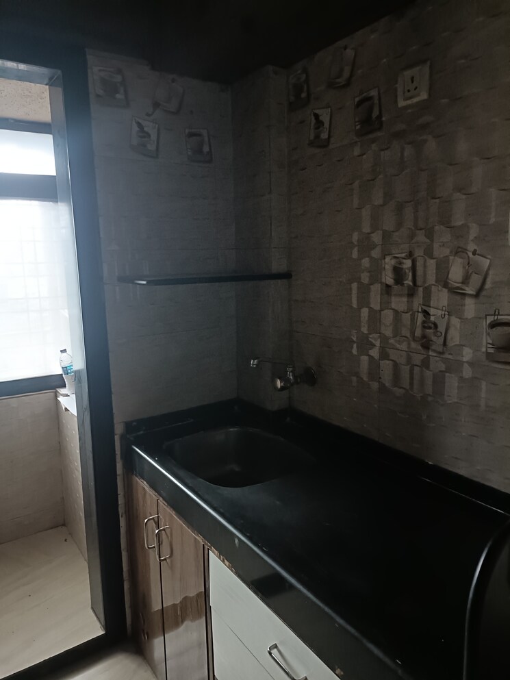 Bathroom, bhanushanti-complex 2 Bedroom 750 Sq.Ft. Apartment In Malad East Mumbai 8928984