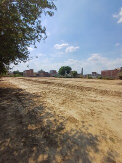Plot For Sale in Bhopani