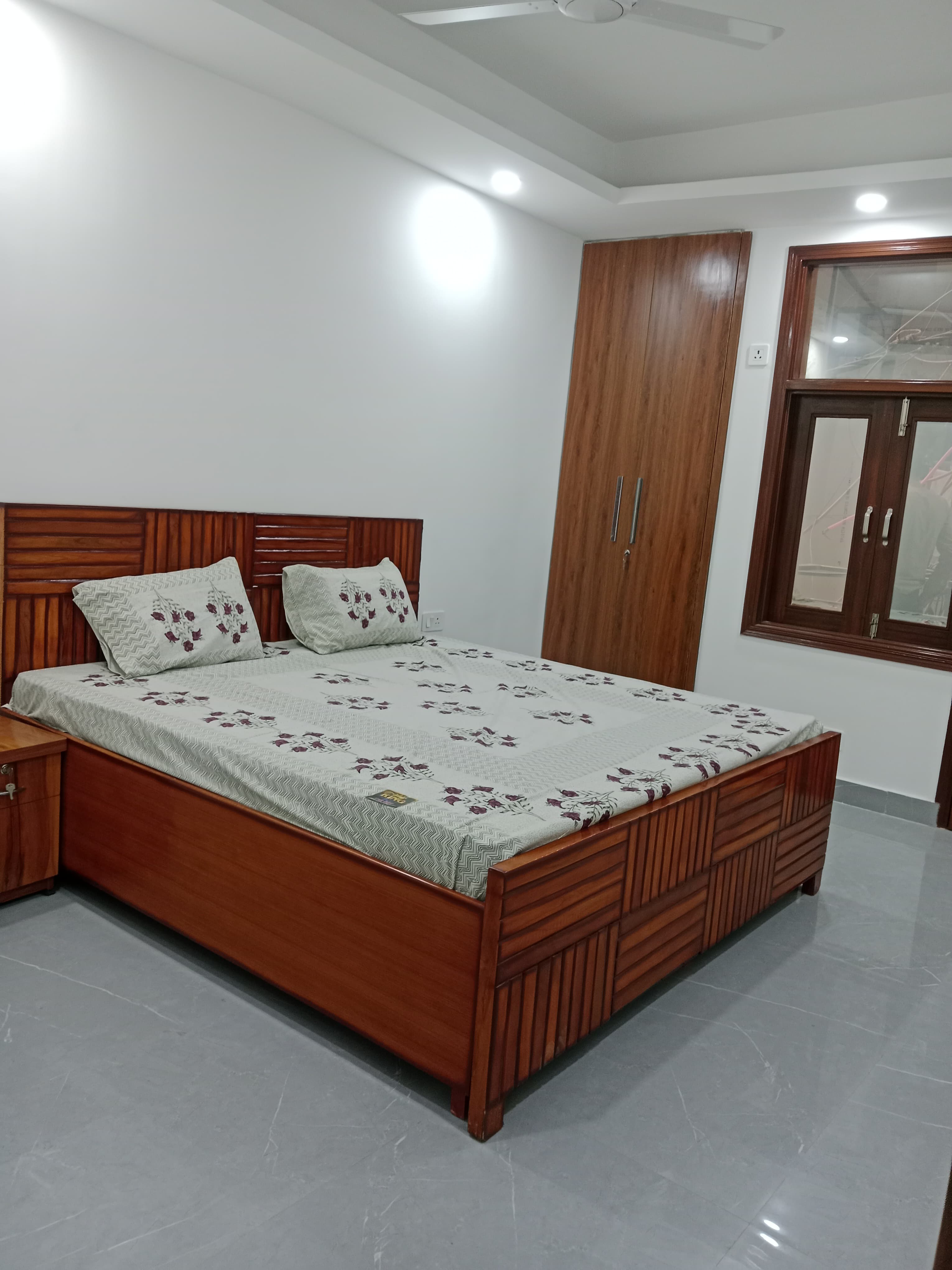 2 BHK + Study Room Builder Floor For Rent in Saket 