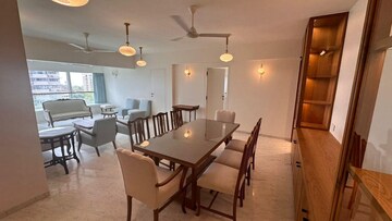 Team Area in 3 BHK Apartment at Cuffe Parade – for Rent