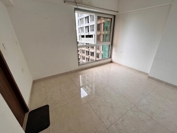 Bedroom in 2 BHK Apartment at Poddar Spraha Diamond, Chembur – for Rent