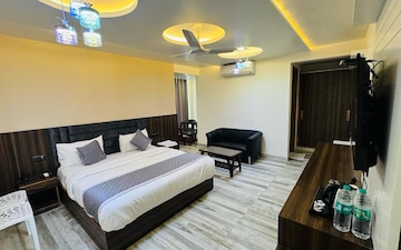 1 BHK Apartment For Rent in Rohan Mirage, Matunga West
