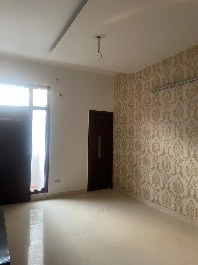 Room, dhakoli 2 Bedroom 1800 Sq.Ft. Builder Floor In Dhakoli Zirakpur 8928891