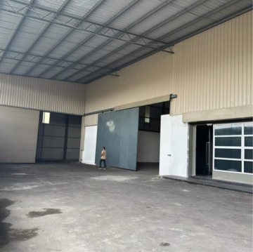  Warehouse For Rent in Borivali West