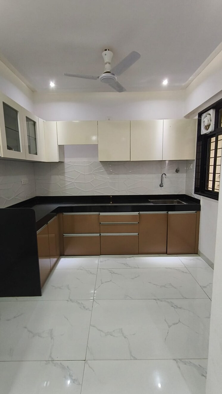 Kitchen, wadgaon sheri 2 Bedroom 750 Sq.Ft. Apartment In Wadgaon Sheri Pune 8928904
