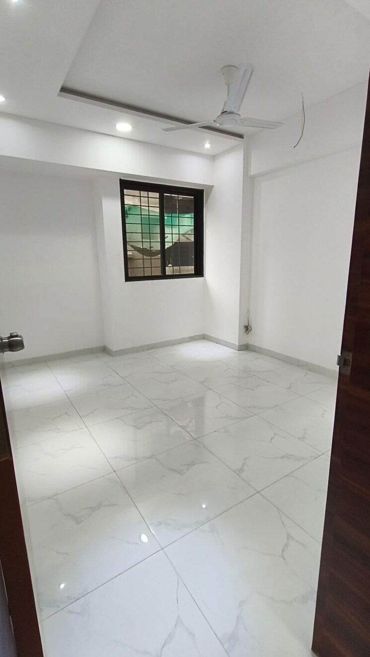 Room, wadgaon sheri 2 Bedroom 750 Sq.Ft. Apartment In Wadgaon Sheri Pune 8928904