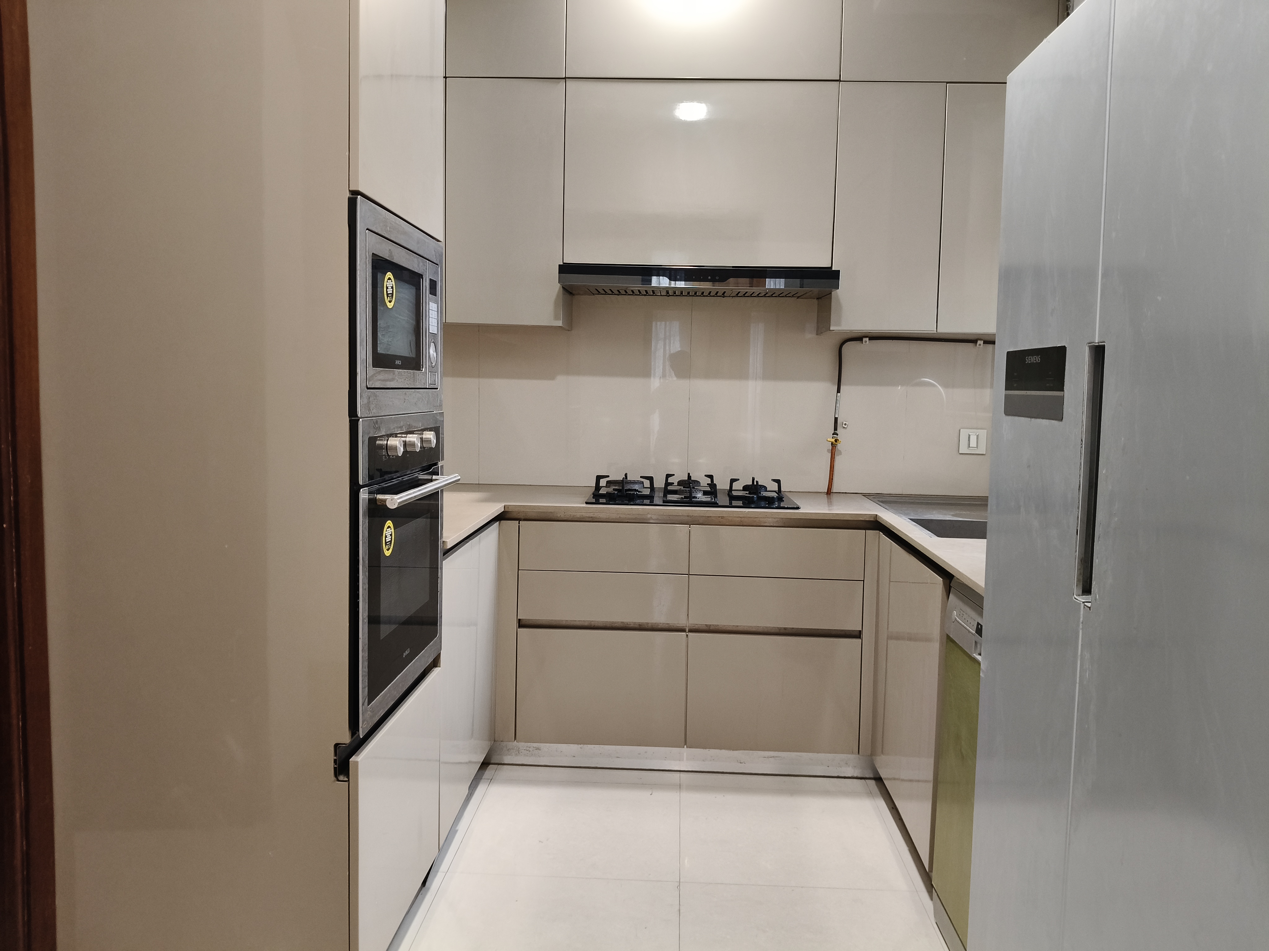 2 BHK 600 Sq.Ft. Apartment in One Hiranandani Park