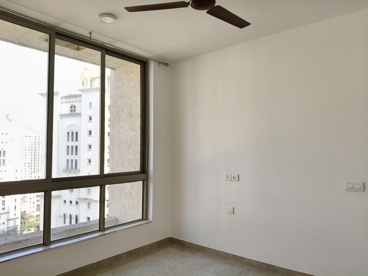 Room, one-hiranandani-park 2 Bedroom 600 Sq.Ft. Apartment In Ghodbunder Road Thane 8928951