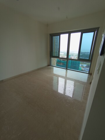 Room in 2 BHK Apartment at Piramal Aranya Avyan, Byculla – for Rent