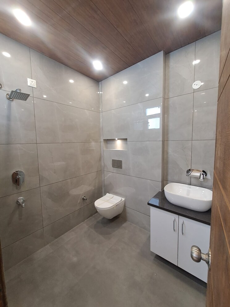 Bathroom, m3m-merlin 3 Bedroom 2333 Sq.Ft. Apartment In Sector 67 Gurgaon 8928972