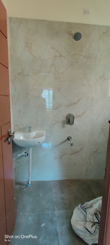 Bathroom in 5 BHK Independent House at Banjara Layout – for Sale