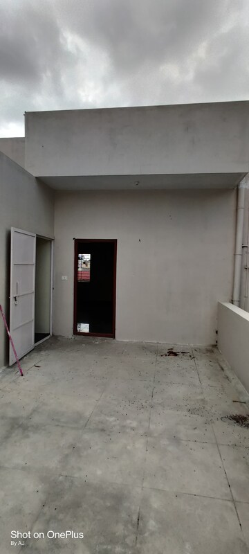 Room in 5 BHK Independent House at Banjara Layout – for Sale