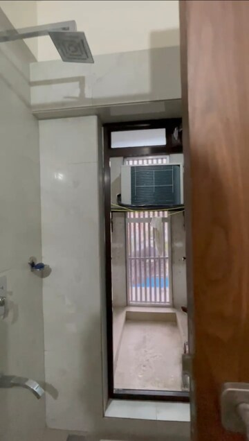 Furnished Amenities in 2 BHK Apartment at Diamond Garden, Chembur – for Rent