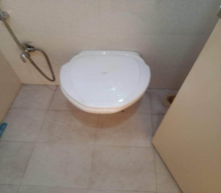 Bathroom, matunga west 2 Bedroom 675 Sq.Ft. Apartment In Matunga West Mumbai 8929014