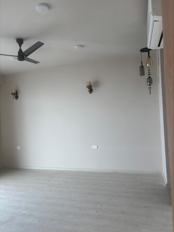 Room in 2 BHK Apartment at M3M Heights, Sector 65 – for Rent