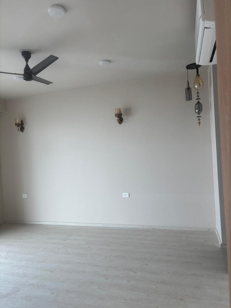 Room, m3m-heights 2 Bedroom 1516 Sq.Ft. Apartment In Sector 65 Gurgaon 8929065