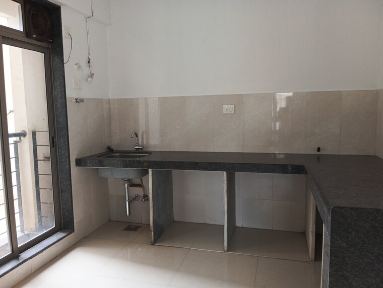 Kitchen, runwal-eirene 2.5 Bedroom 900 Sq.Ft. Apartment In Balkum Pada Thane 8929051