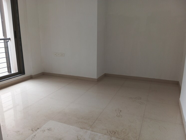 Room, runwal-eirene 2.5 Bedroom 900 Sq.Ft. Apartment In Balkum Pada Thane 8929051