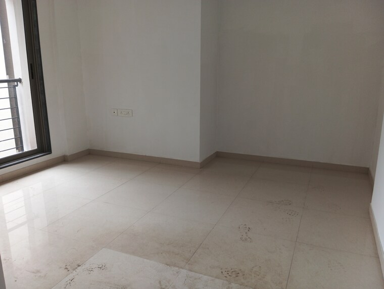 Room, runwal-eirene 2.5 Bedroom 900 Sq.Ft. Apartment In Balkum Pada Thane 8929051