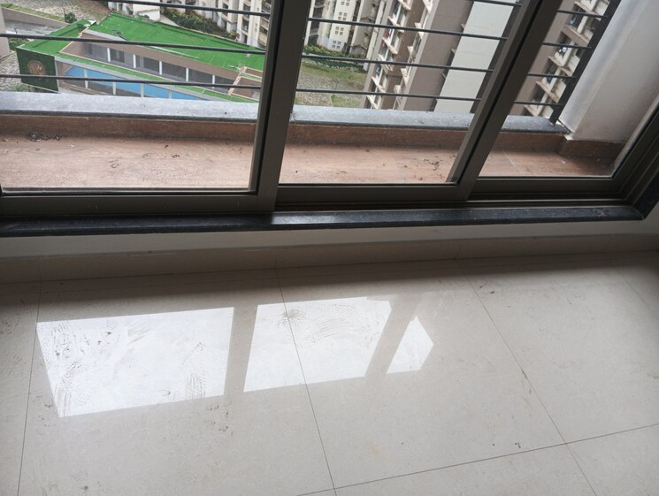 Balcony, runwal-eirene 2.5 Bedroom 900 Sq.Ft. Apartment In Balkum Pada Thane 8929051