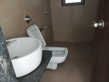 Bathroom in 2.5 BHK Apartment at Runwal Eirene, Balkum Pada – for Sale