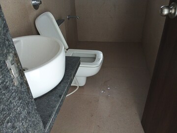 Bathroom in 2.5 BHK Apartment at Runwal Eirene, Balkum Pada – for Sale