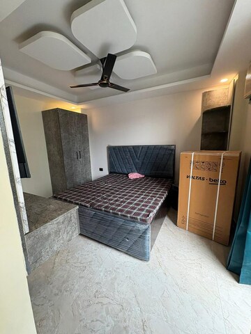 Bedroom in 1 RK Builder Floor at Spazedge, Sector 47 – for Rent