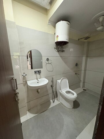 Bathroom in 1 RK Builder Floor at Spazedge, Sector 47 – for Rent
