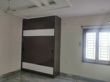Room in 3 BHK Apartment at City Center Banjara Hills, Banjara Hills – for Rent