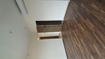 Furnished Amenities in 2 BHK Apartment at L&T Crescent Bay T2, Parel – for Rent