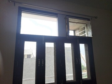 Building Lobby in 3 BHK Apartment at Dlf Phase V – for Rent