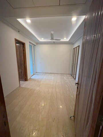 Room in 2 BHK Apartment at Hero Homes Gurgaon, Sector 104 – for Rent