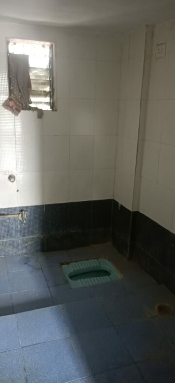 Bathroom in 2 BHK Apartment at Dombivli East – for Rent