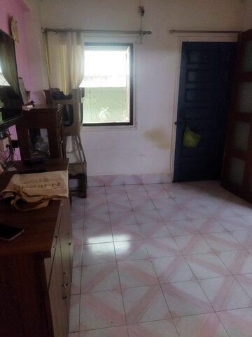 Living Room in 1.5 BHK Apartment at Libra CHS, Malad West – for Rent