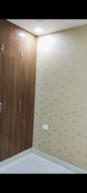 Building Lobby in 3 BHK Builder Floor at Amolik Residency, Sector 86 – for Sale