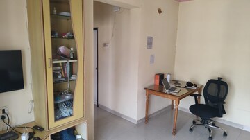 Master Bedroom in 1 BHK Apartment at Gundecha Valley of Flowers, Kandivali East – for Rent