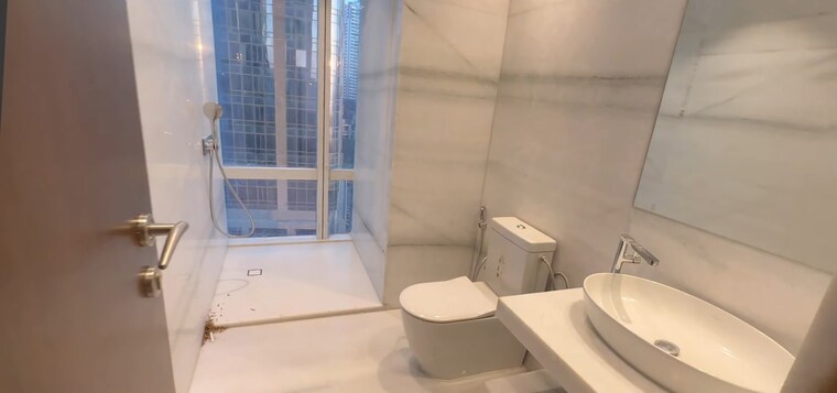 Bathroom, indiabulls-blu 3 Bedroom 1350 Sq.Ft. Apartment In Worli Mumbai 8929258