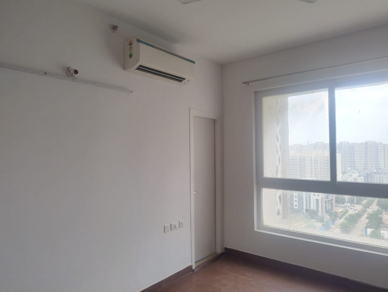 3 BHK + Extra Room Apartment For Rent in M3M Soulitude