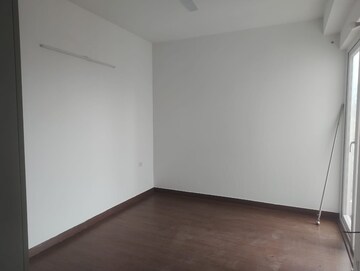 Room in 3 BHK Apartment at M3M Soulitude, Sector 89 – for Rent