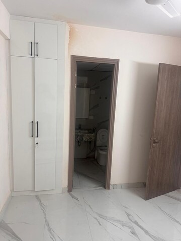 Room in 3 BHK Apartment at M3M Soulitude, Sector 89 – for Rent