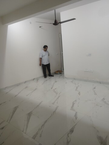 Room in 3 BHK Apartment at M3M Soulitude, Sector 89 – for Rent
