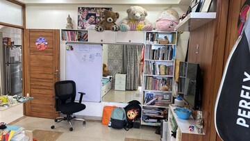 Master Bedroom in 3 BHK Builder Floor at Sector 47 – for Rent