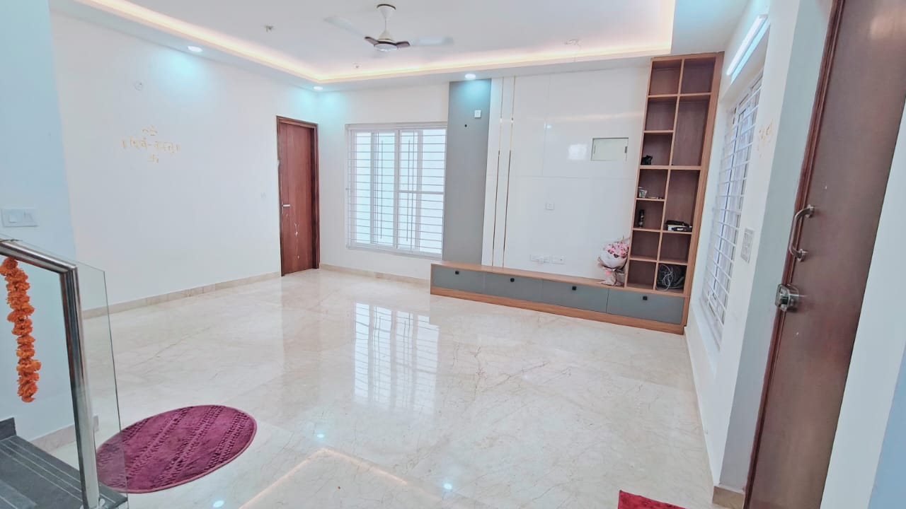 4 BHK Apartment For Rent in Prestige Waterford