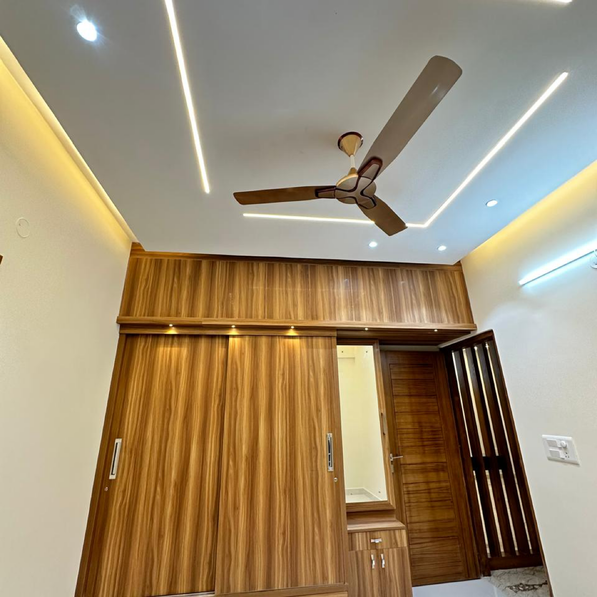 2 BHK Apartment For Rent in Richard Park