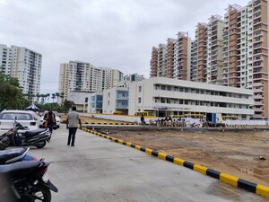  Plot – Exterior View View at Navalur - for Sale