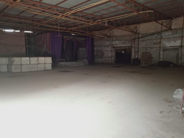  Parking, jammu-and-kashmir-bank-employees-cgh Commercial Warehouse 22000 Sq.Ft. In Sector 9a Gurgaon 8929405