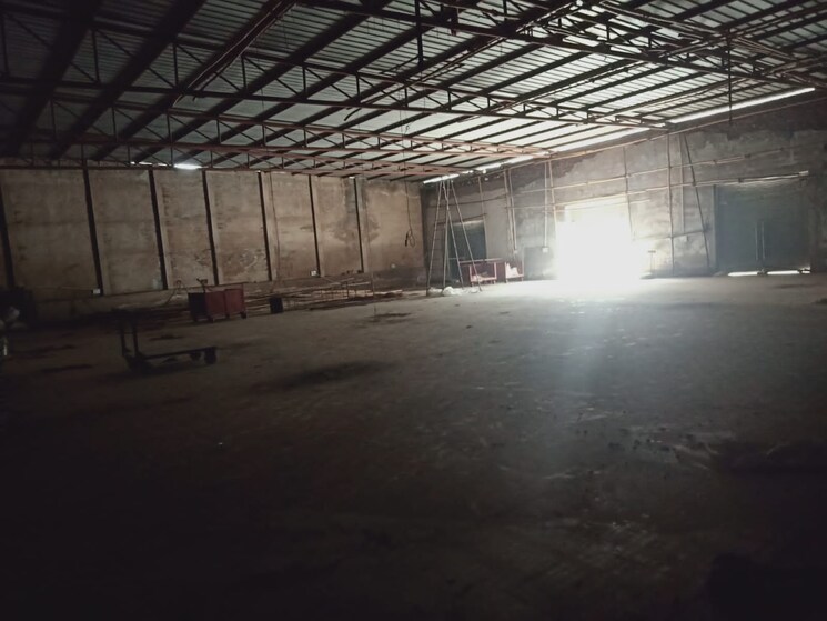  Parking, jammu-and-kashmir-bank-employees-cgh Commercial Warehouse 22000 Sq.Ft. In Sector 9a Gurgaon 8929405