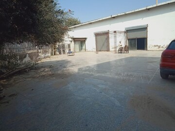 Parking in  Warehouse at Jammu and Kashmir Bank Employees CGH, Sector 9a – for Rent