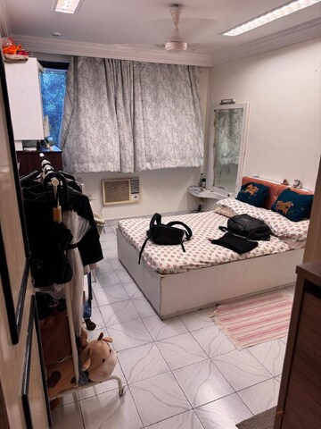 Bedroom in 2 BHK Apartment at Bandra West – for Rent